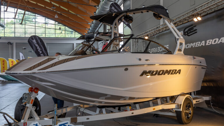 Soft Top vs. Hard Top Boats: Which Is Right for You?
